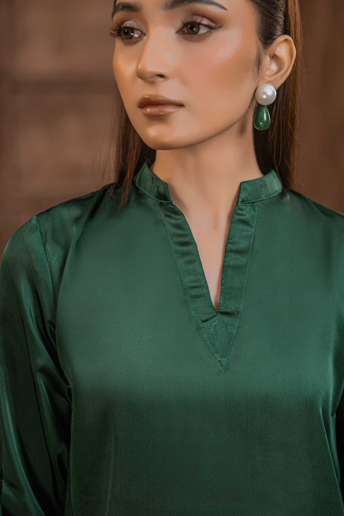 Bottle Green Silk Nightingale Kurta - Image 9